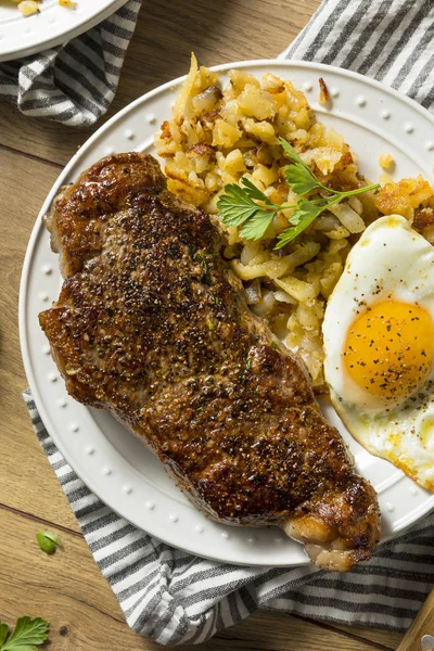 Steak Maison Oeufs Petit Déjeuner Avec Pommes Terre — Photo