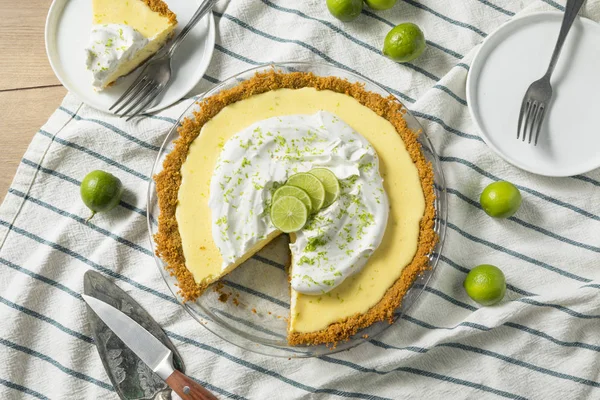 Sweet Homemade Key Lime Pie Zest Cream — Stock Photo, Image