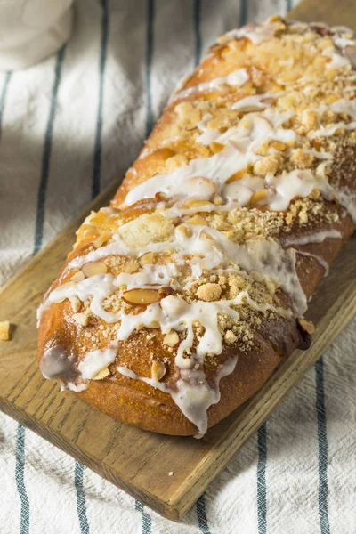 Sweet Homemade Coffee Cake Strudel Breakfast — Stock Photo, Image