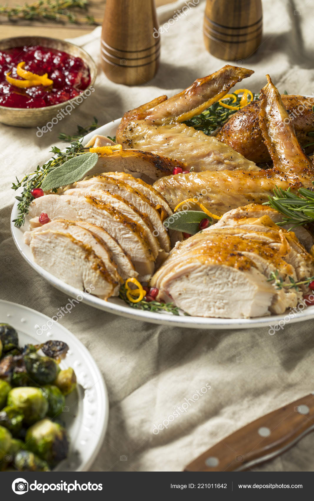 Roasted Cut Turkey Platter Thanksgiving All Sides Stock Photo Roasted Cut Turkey Platter Thanksgiving All Sides Stock Photo