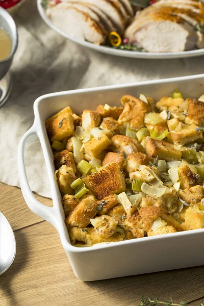 Relleno Pan Casero Para Cena Acción Gracias Con Sage —  Fotos de Stock