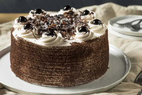 Zoete Zelfgemaakte Zwarte Woud Cake Klaar Eten — Stockfoto