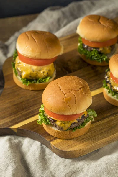 Homemade Cheeseburger Sliders Tomato Lettuce — Stock Photo, Image