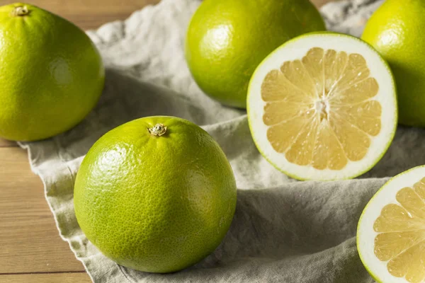 Rohe Grüne Bio Goldene Pomelo Bereit Zum Verzehr — Stockfoto