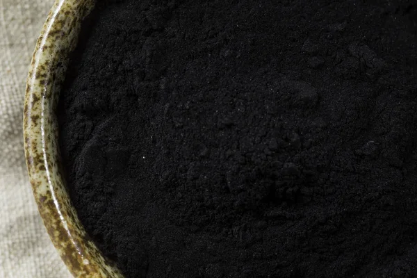 Сире Органічне Чорне Активоване Вугілля Мисці — стокове фото