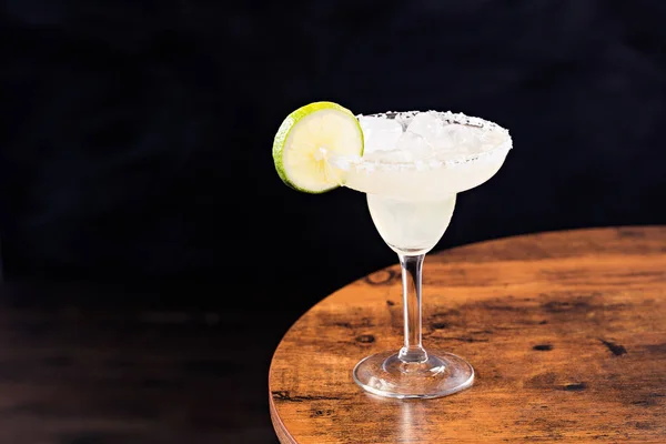 Orzeźwiający Koktajl Margarita Tequila Stole — Zdjęcie stockowe