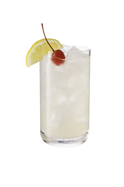 清爽的汤姆柯林斯鸡尾酒在白色与剪裁路径 — 图库照片