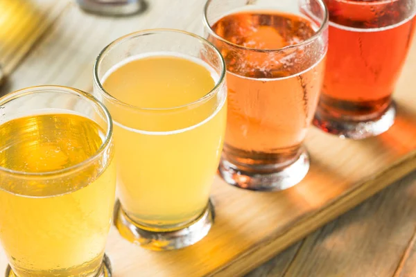 Refreshing Hard Cider Flight Beers Drink — Stock Photo, Image