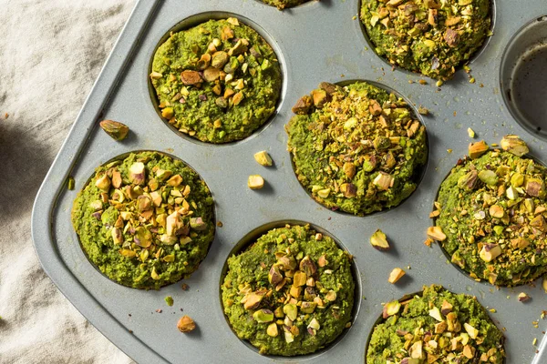 Домашній Зелений Matcha Pistachio Muffins Готовий Їсти — стокове фото