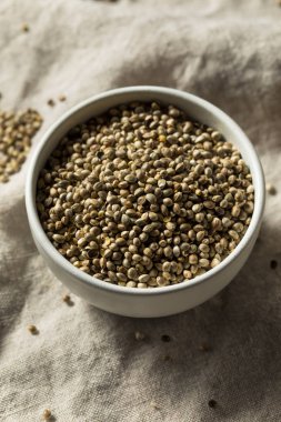 Organik kavrulmuş kenevir tohumu