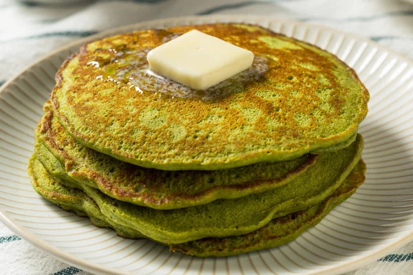 Hemmagjord Matcha grönt te pannkakor — Stockfoto