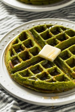 Ev yapımı yeşil çay Matcha gözleme