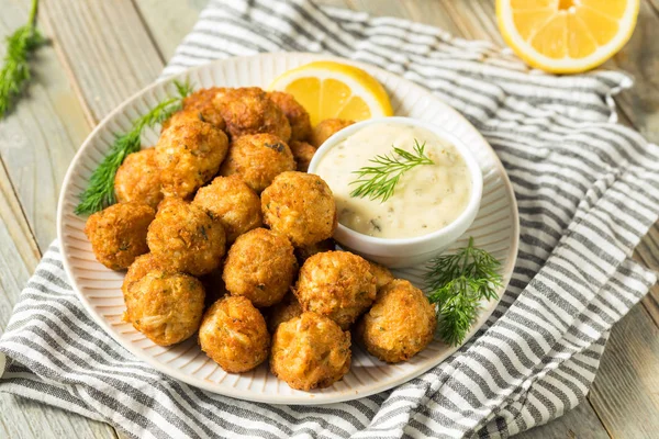 Mariscos caseros Mini bolas de pastel de cangrejo — Foto de Stock