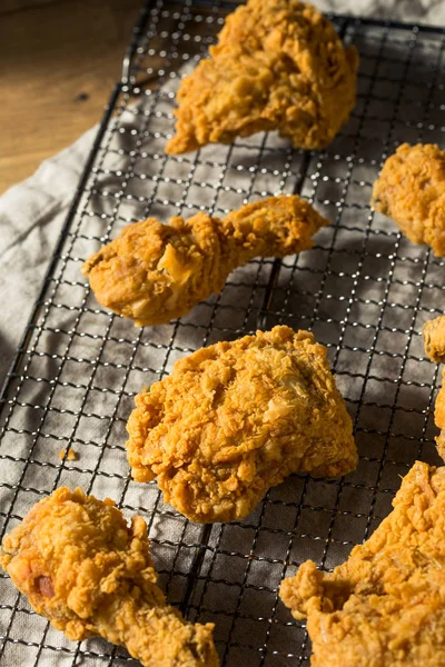 Cena di pollo fritto meridionale fatto in casa — Foto Stock