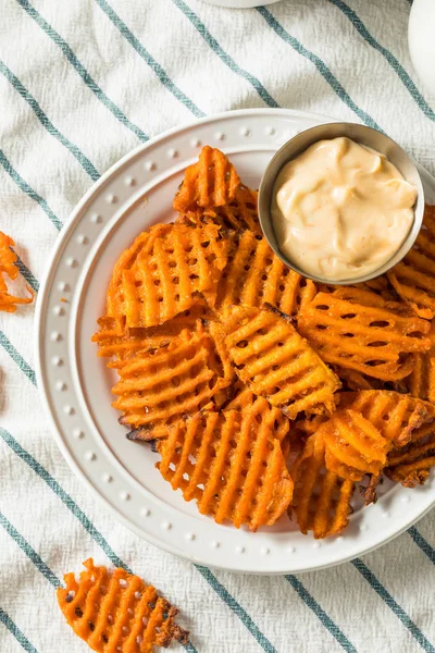 Batata doce caseira Waffle Fries — Fotografia de Stock