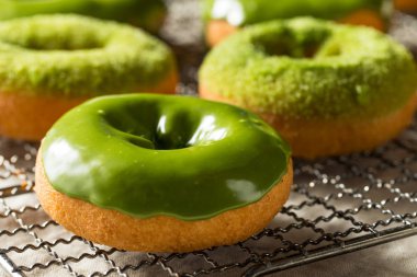 Ev yapımı yeşil çay Matcha çörek