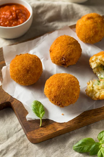 Risotto casero frito profundo Arancini — Foto de Stock