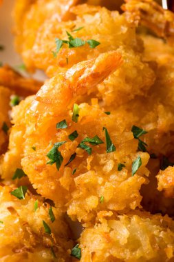 Ev yapımı Fried Coconut karides