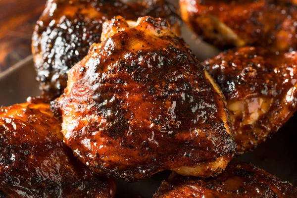 Homemade Grilled Barbecue Chicken Thighs — Stock Photo, Image