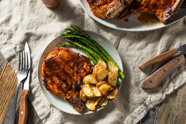 Ev yapımı Barbekü Domuz Pirzolası — Stok fotoğraf