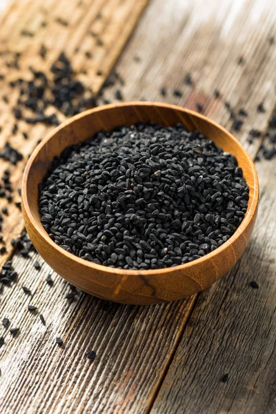 Semillas de flores de hinojo negro orgánico crudo — Foto de Stock