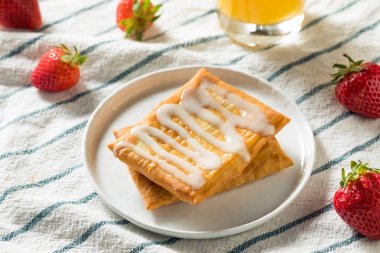 Tatlı Kahvaltı çilek tost makinesi pasta