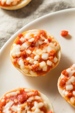 Dondurulmuş Mini Pizza Simitler