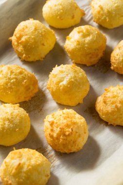 Ev yapımı Brezilya Pao De Queijo