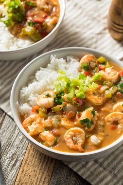 Baharatlı Ev Yapımı Cajun Karides Etouffee