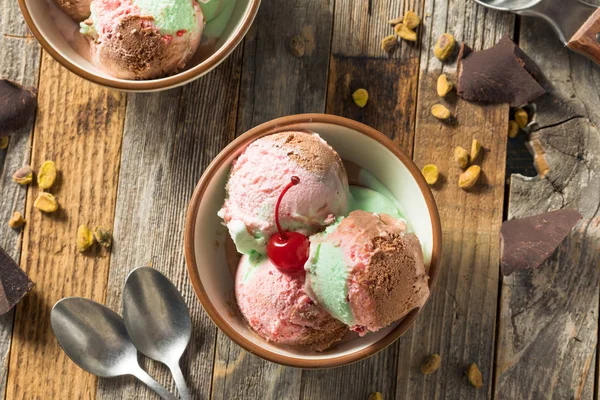 Sorvete de Spumoni doce — Fotografia de Stock