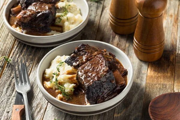 Homemade Braised Beef Short Ribs — Stock Photo, Image