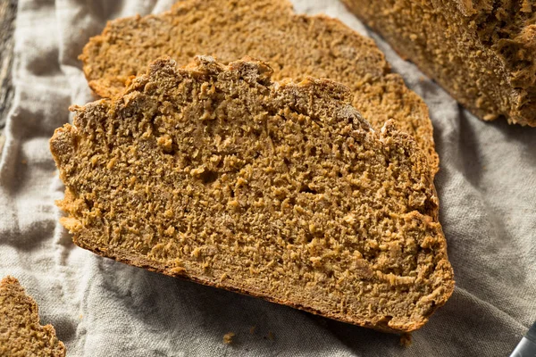 Cząber irlandzki brązowy chleb — Zdjęcie stockowe