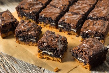 Ev Yapımı Çikolata Lıkek Brownies