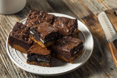 Ev Yapımı Çikolata Lıkek Brownies