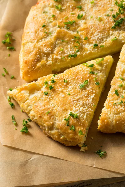 Homemade Russian Cheese Stuffed Bread — Stock Photo, Image