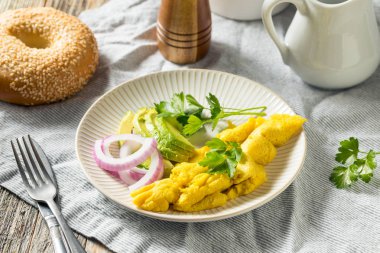 Sağlıklı Ev Yapımı Vegan Mung Fasulye Salet