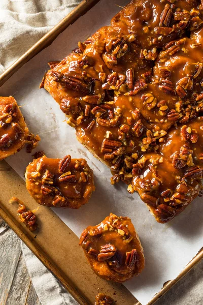 Pecan Schnecken panini appiccicosi fatti in casa — Foto Stock