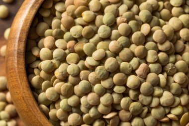 Kuru organik yeşil mercimek