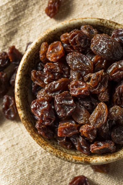 Organic Dried Brown Raisins — Stock Photo, Image