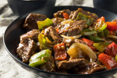 Ev Yapımı Çin Biber Biftek