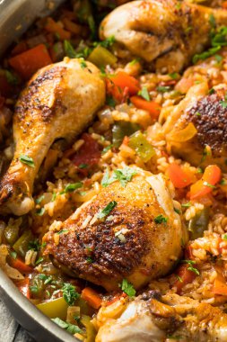 Ev yapımı İspanyol Arroz con Pollo