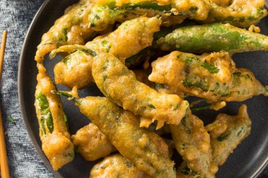 Ev Yapımı Derin Kızarmış Shishito Biber