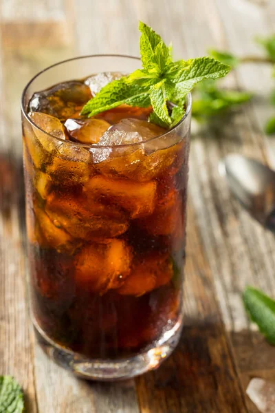 Homemade Sweet Mint Iced Coffee — Stock Photo, Image