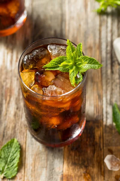 Homemade Sweet Mint Iced Coffee — Stock Photo, Image