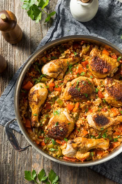 Fatto in casa spagnolo Arroz con Pollo — Foto Stock