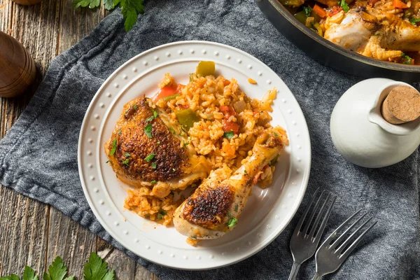 Casero español Arroz con Pollo — Foto de Stock