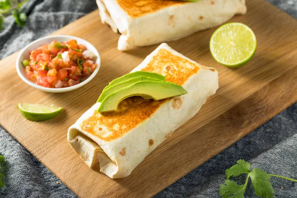 Domowe chorizo śniadanie burritos — Zdjęcie stockowe