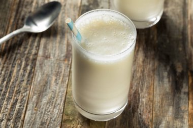 Ev Yapımı Vanilya Brooklyn Yumurta Krem