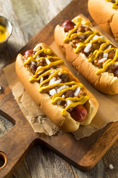 Homemade Detroit Style Chili Dog — Stock Photo, Image