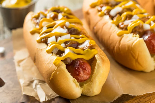 Hemlagad Detroit Style chili dog — Stockfoto